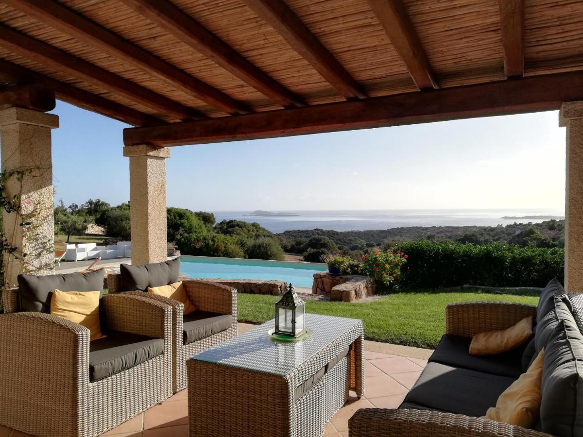 La Sima villa con piscina vista mare San Pantaleo Sardegna Esterno foto